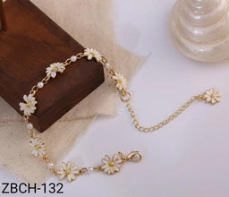 ZBCH132  Pearl Flower Hand Bracelet