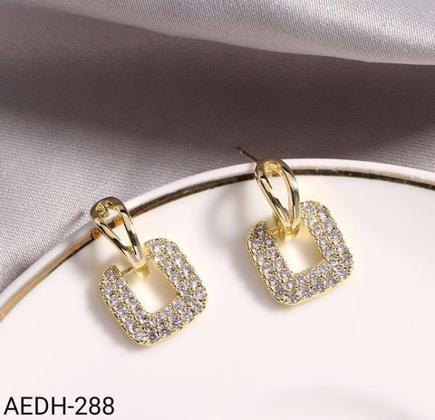 AEDH288  Tear Square Drop Earrings Pair